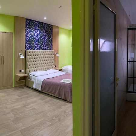 Pilo Lala Hotel Lushnjë Zewnętrze zdjęcie