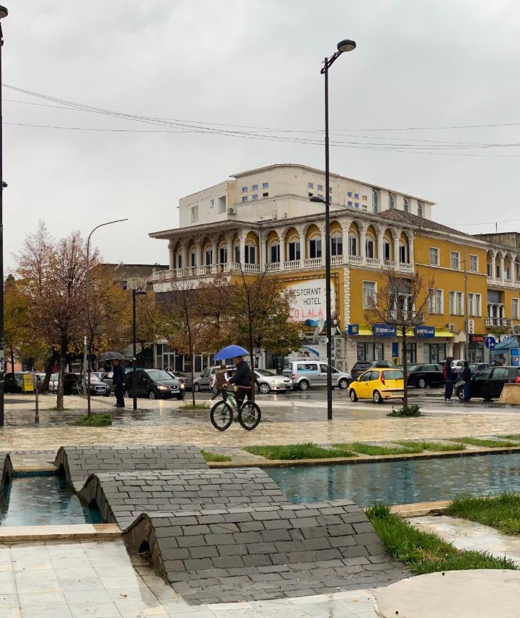 Pilo Lala Hotel Lushnjë Zewnętrze zdjęcie